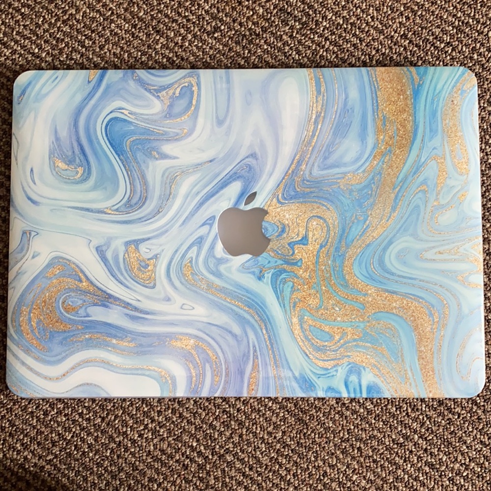 MacBook hardcover case